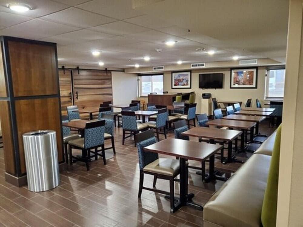Comfort Inn Oxon Hill Exteriör bild