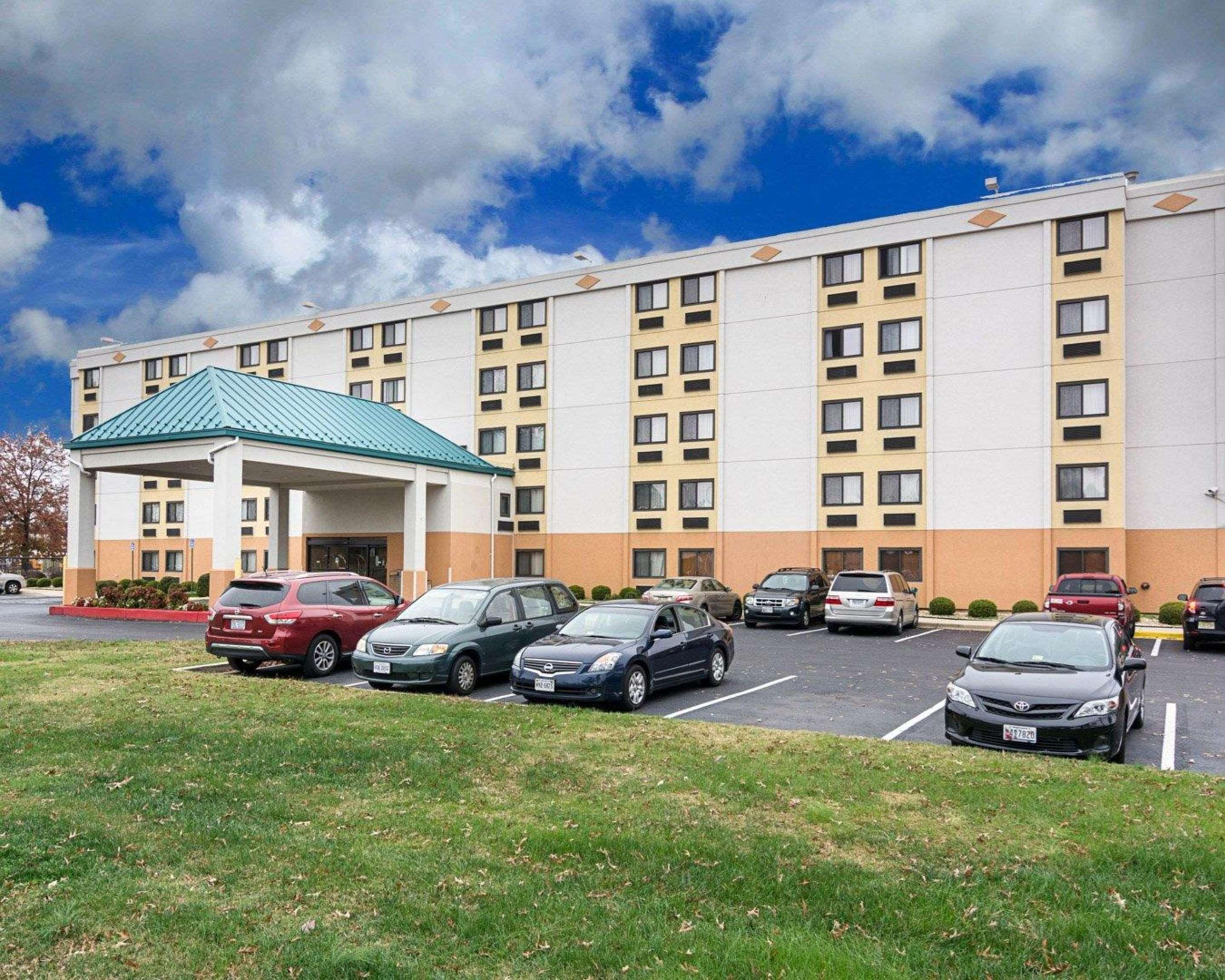 Comfort Inn Oxon Hill Exteriör bild